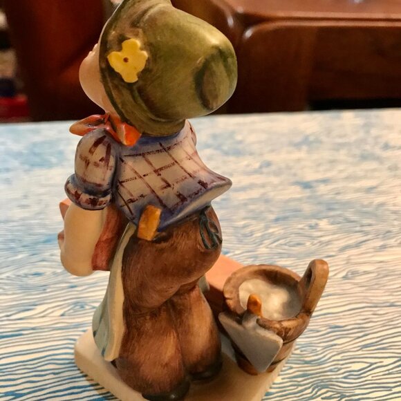 Vintage Hummel Goebel The Builder Figurine Germany Good Used Condition - Picture 3 of 6